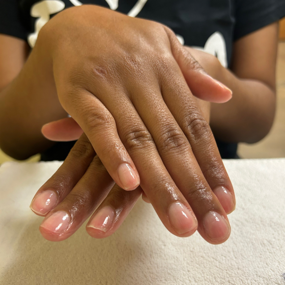 Express Manicure at Miranda  Medina in Tiffin, IA