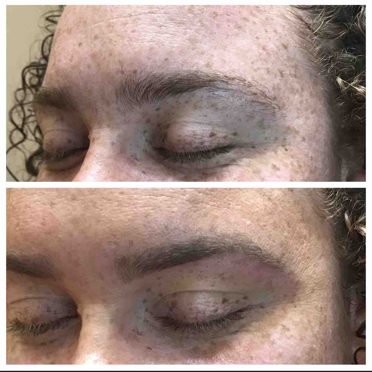 Eyebrow Shaping (Wax)