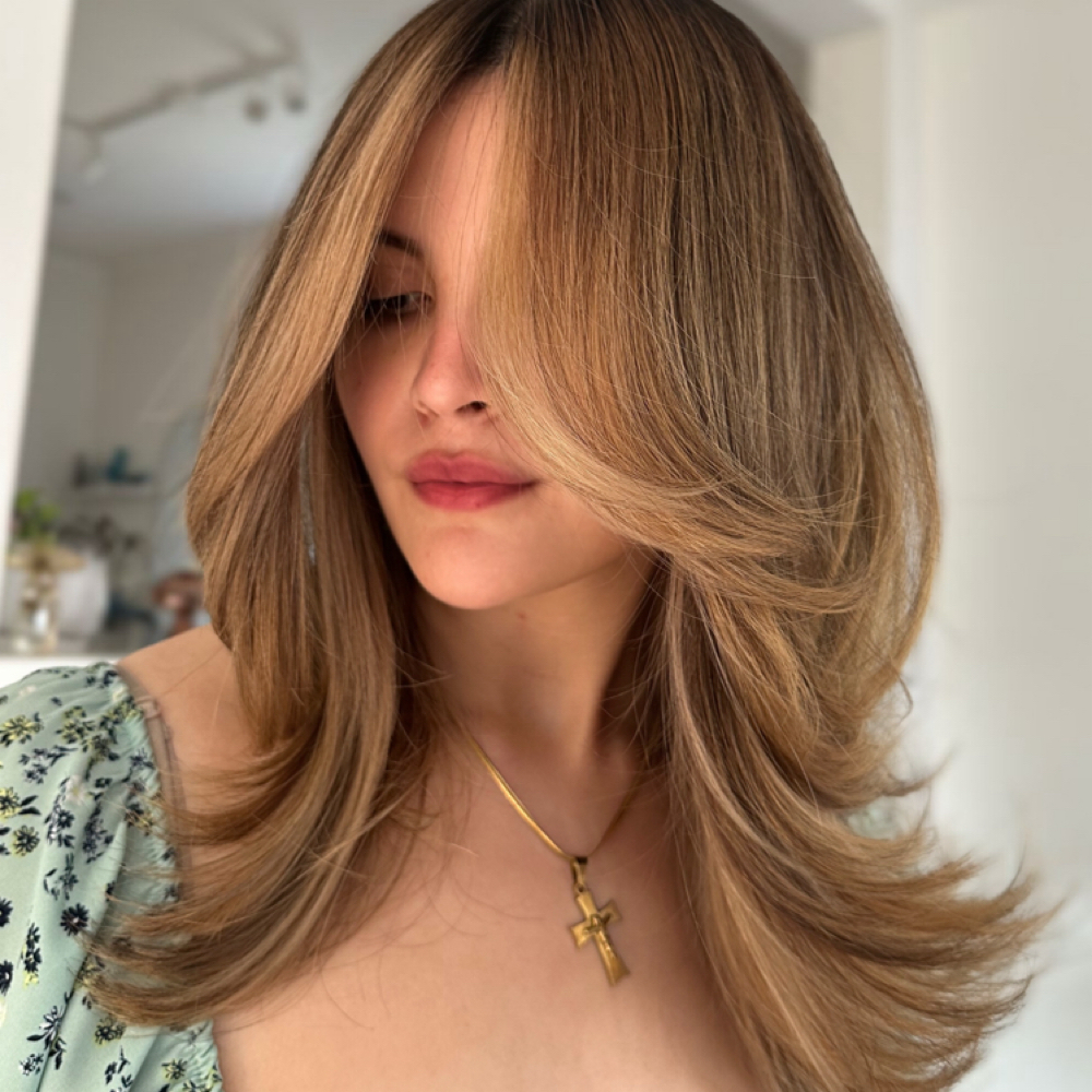 Money Piece/Face Frame Refresh at Tima’s Hair studio in Alexandria, VA