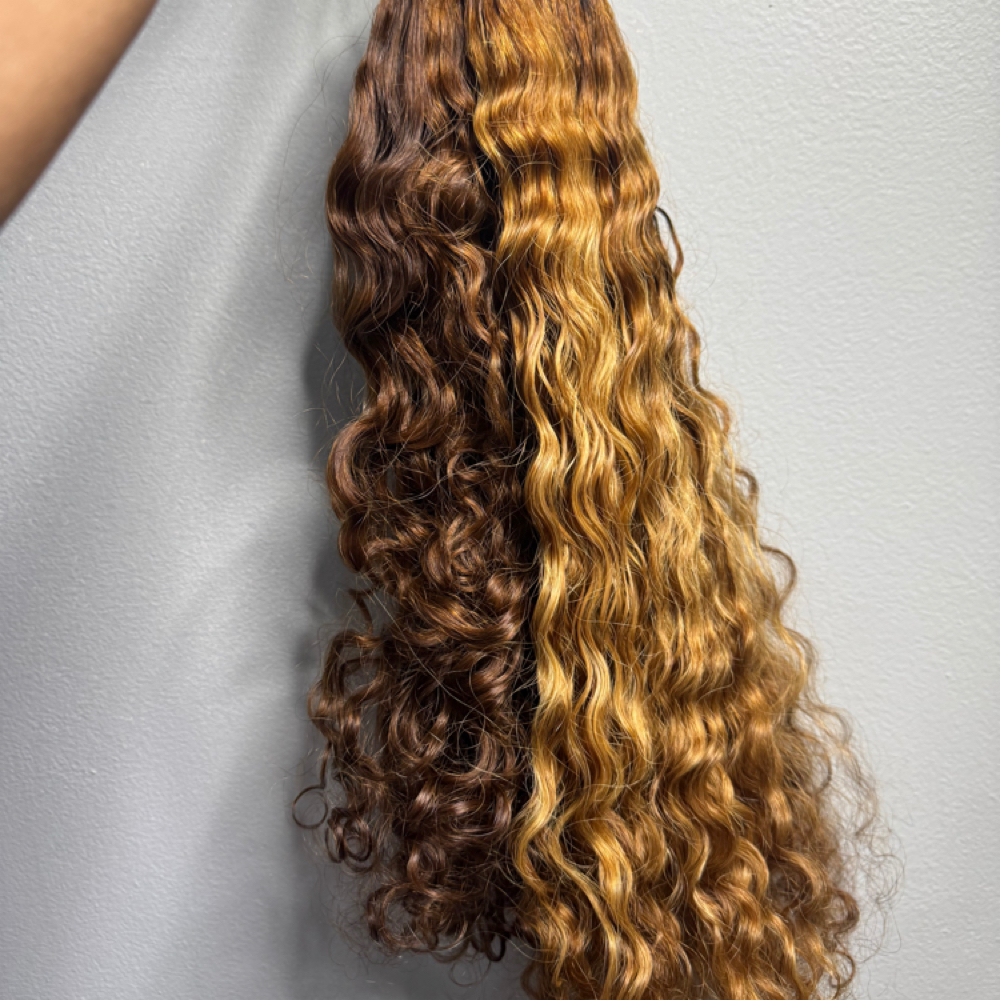 Single Bundle Full Color at SNOW STYLES Salon in Amherst, NY