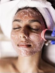 The OxyGeneo Facial