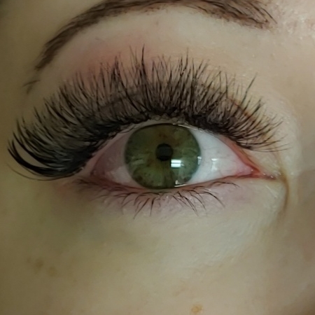 Volume Eyelash Extenions