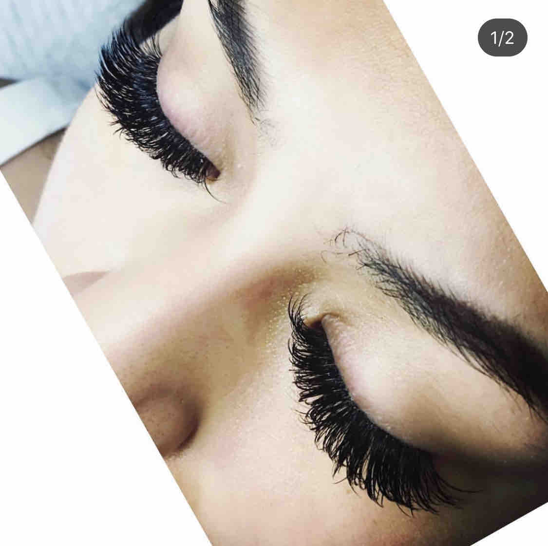 NEW SET *Volume Lash Extensions