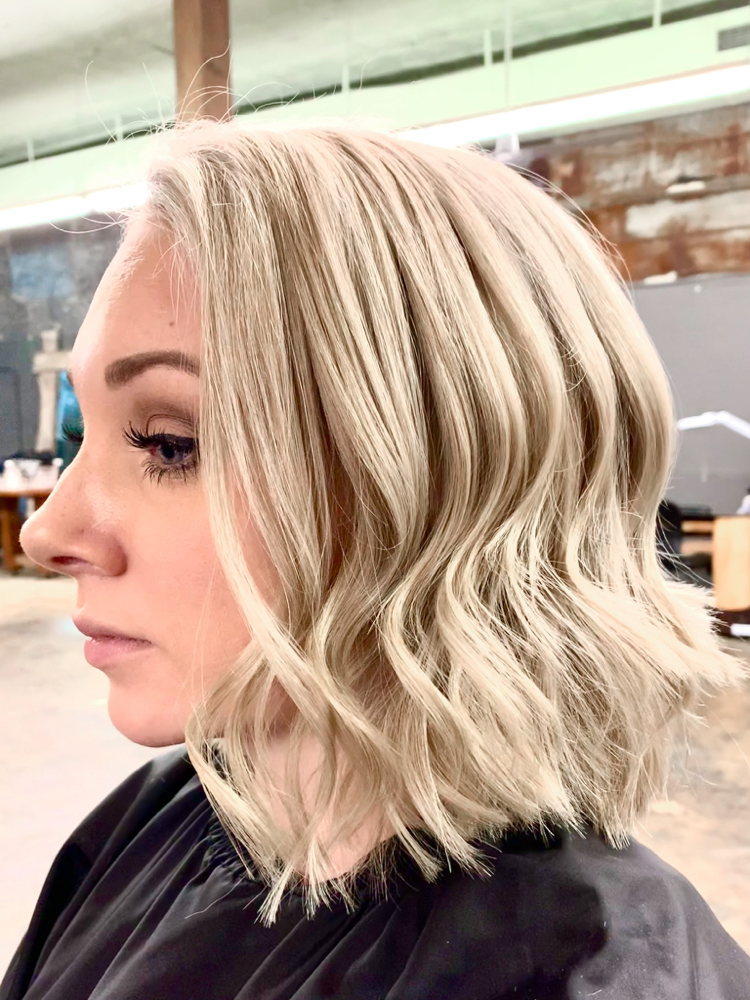 Blonding/ Highlights