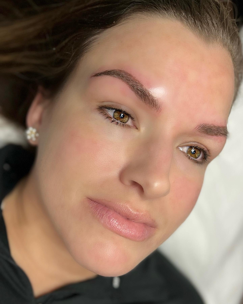 Combo Brow (microblading & Shading)