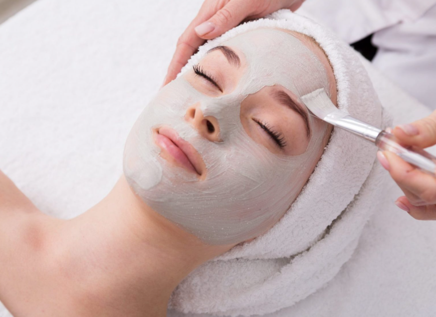 Signature Sol Glo Facial