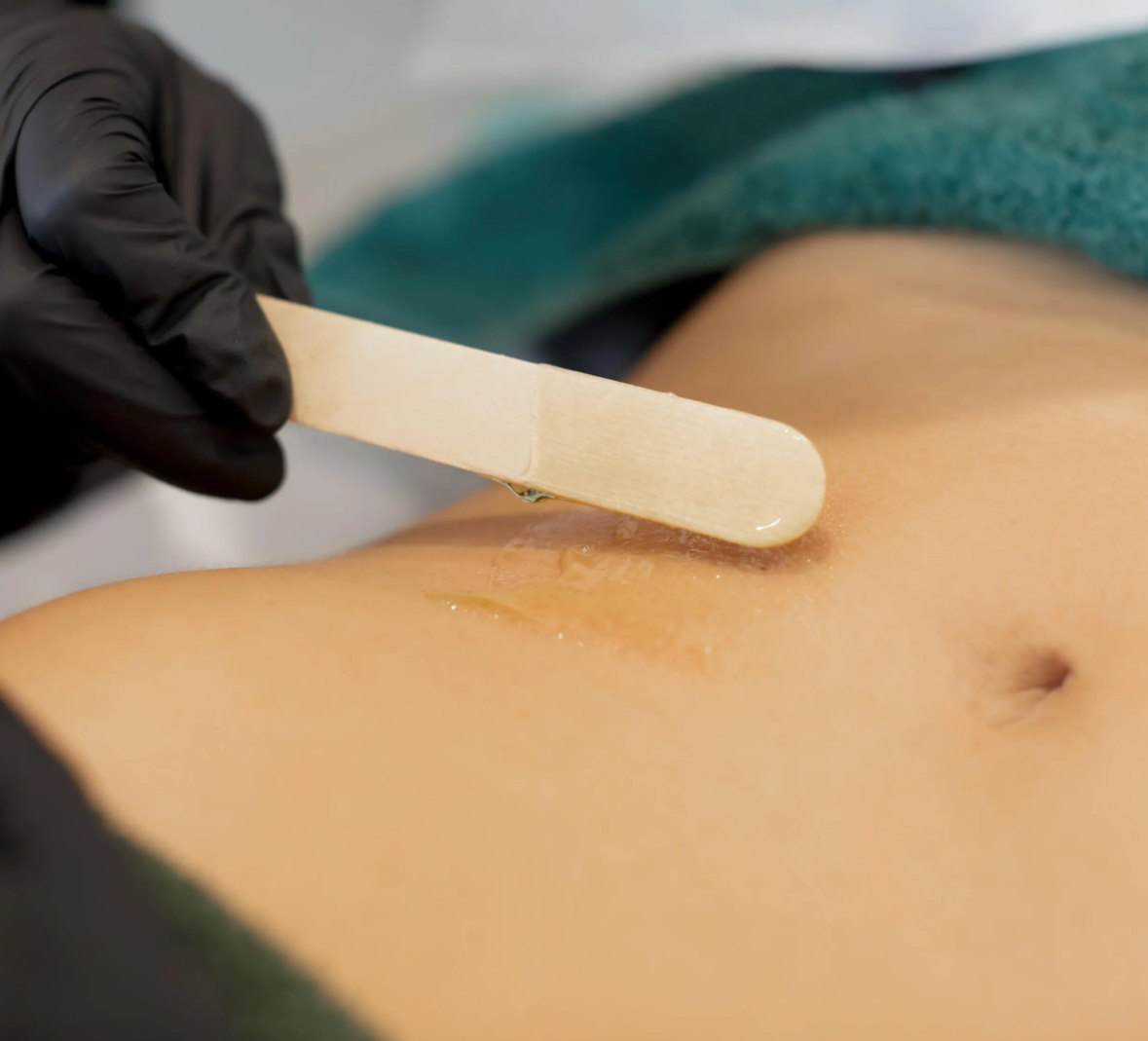 Abdomen Wax at Flawless By Fabiola in Baldwin, NY