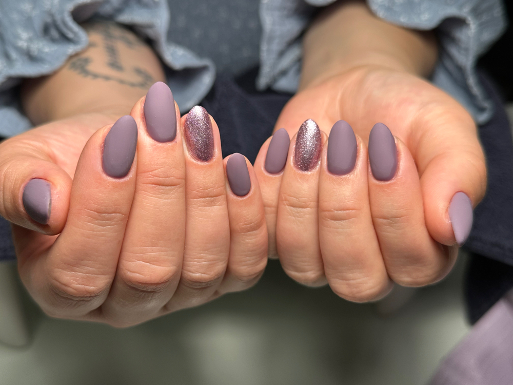 Deluxe Gel Manicure