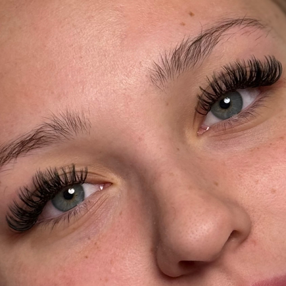 Volume Full Set at alyssanicoleesthetics in Flower Mound, TX