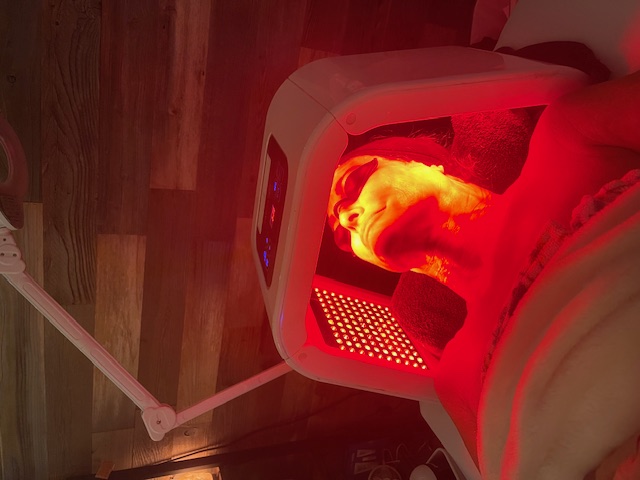 LED light facial