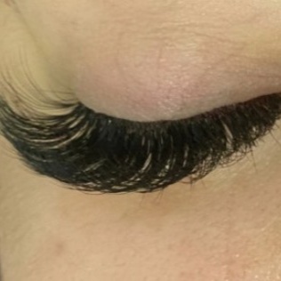 6D Volume FullSet at lashes by leeanna in Austin, TX