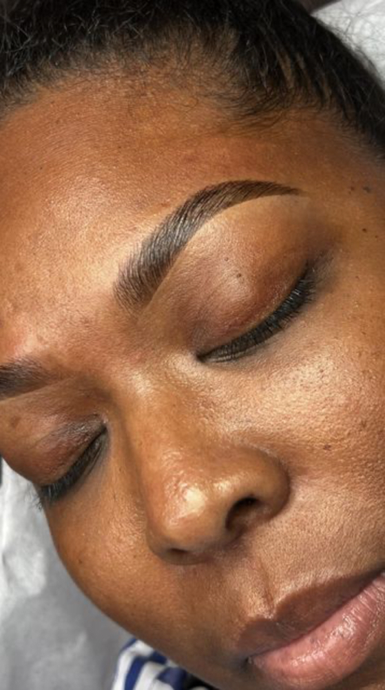 Eyebrow Wax + Sculpt