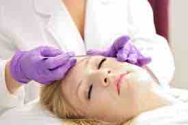 Dermaplane Facial (half Hour)