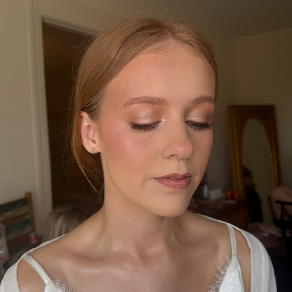 Beginner Makeup Lesson at LIV Beauty in Marion, IL