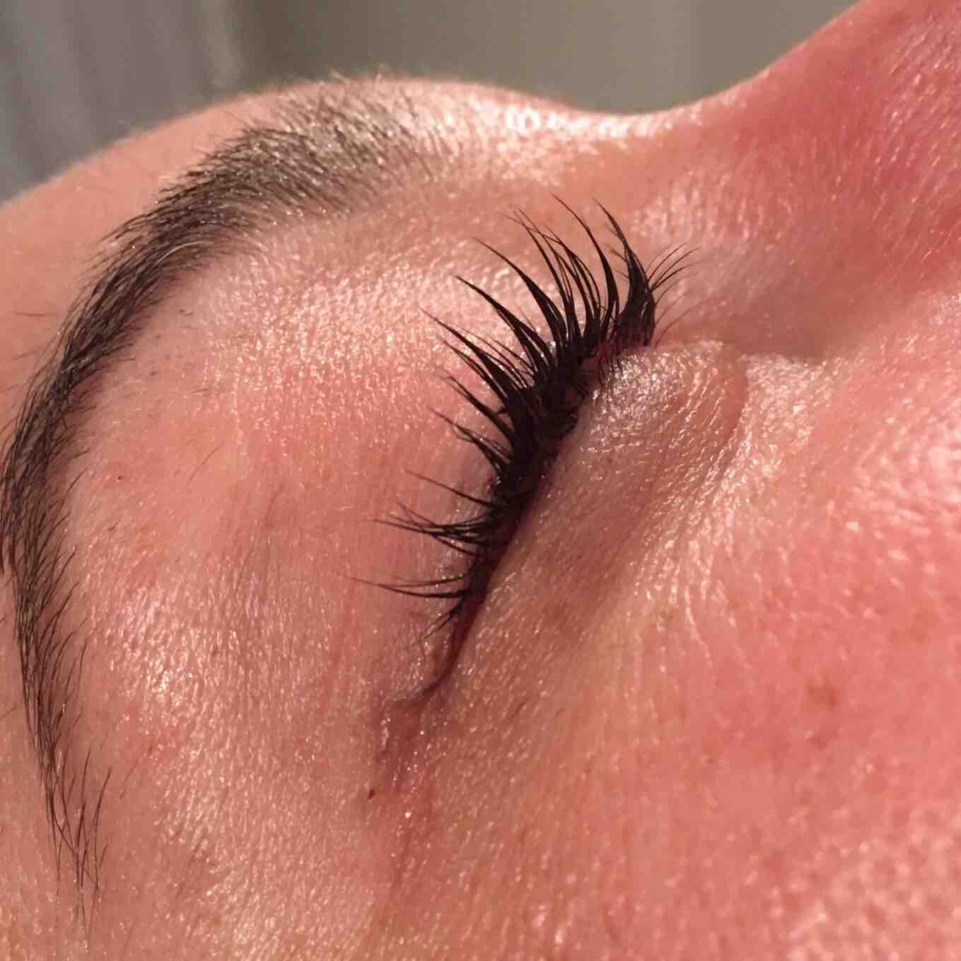 Eyelash Tint