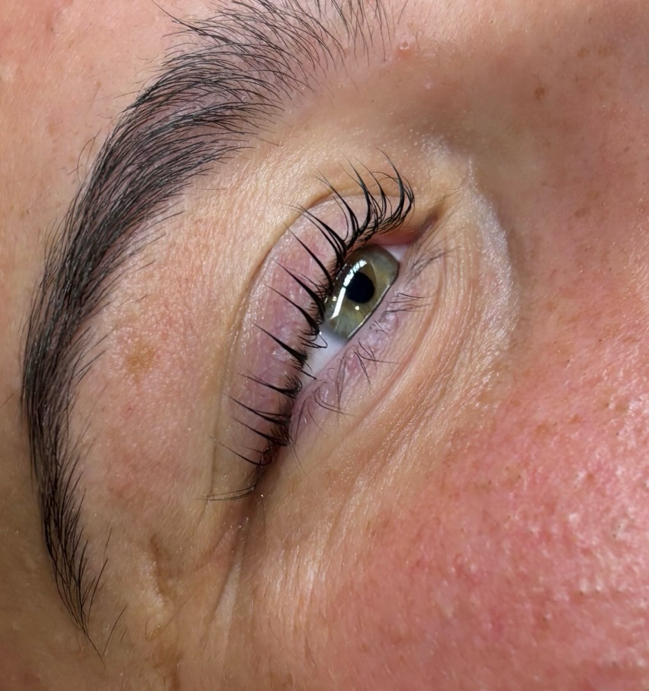 Lash Lift and Tint