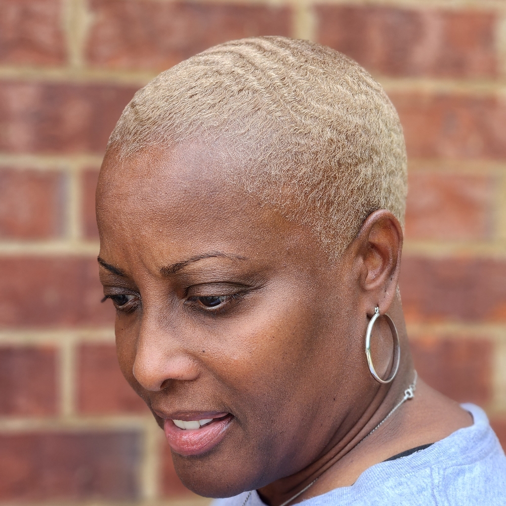 Barber Cut: Clipper Cut/Bleach+Tone