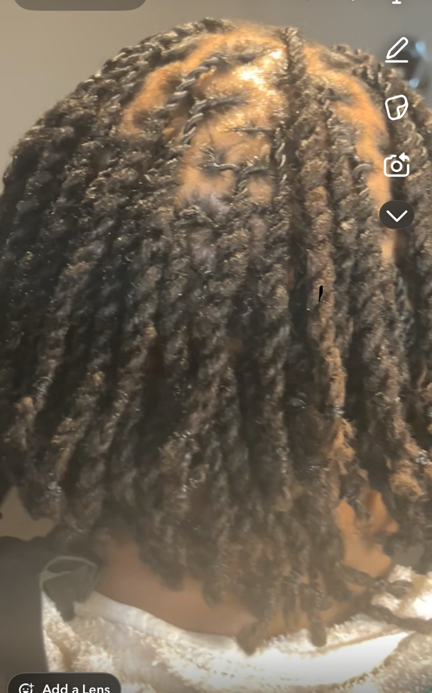 Dreads Retwist at Belles Beauty&Co in Ecorse, MI