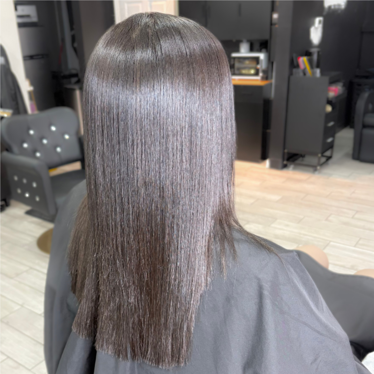 Shampoo and Style (Relaxed Hair) at Curls Avenue Salon in Memphis, TN