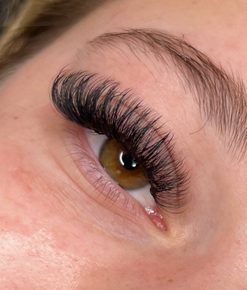 Hybrid Lashes