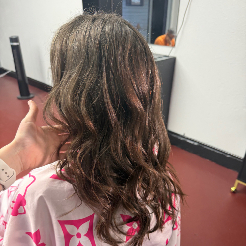 Womans Haircut Optinal Styling