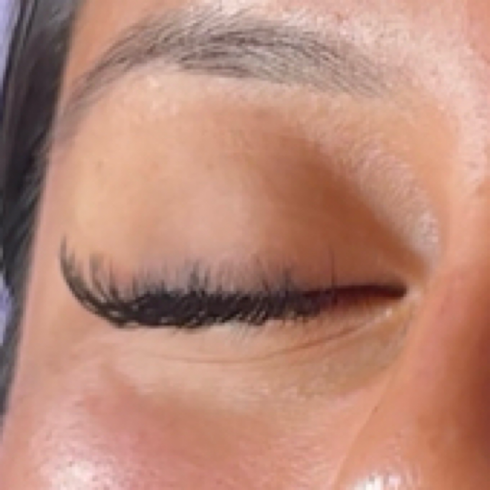 Eyelash Extension - Fill at AestheticsbybabyyV in Fresno, CA