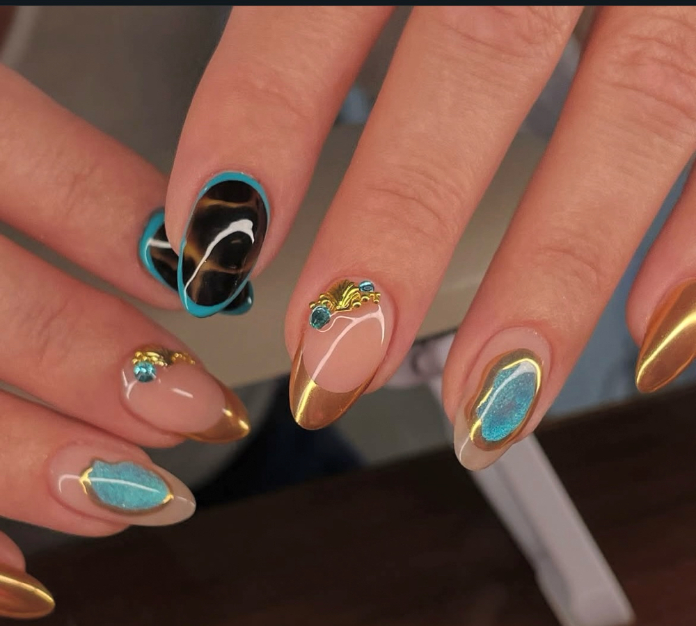 Pouring Nail Art at Beansie Nails in Kokomo, IN