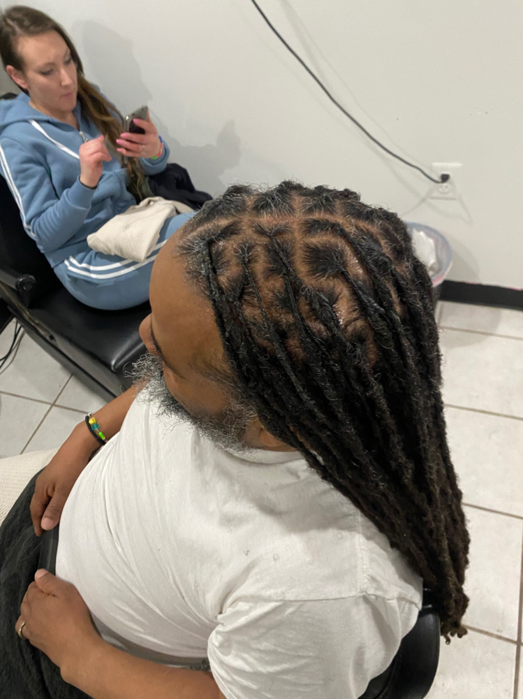 Loc Retwist
