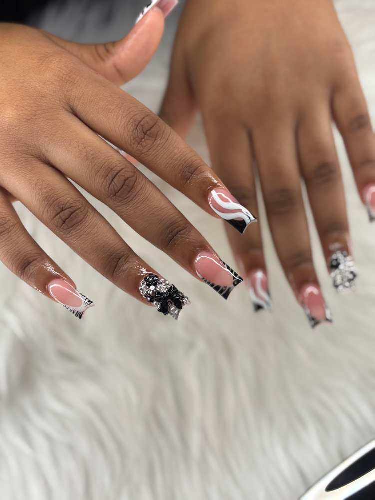 Medium Full Set at Moní Nails & Beauty LLC in Dallas, TX