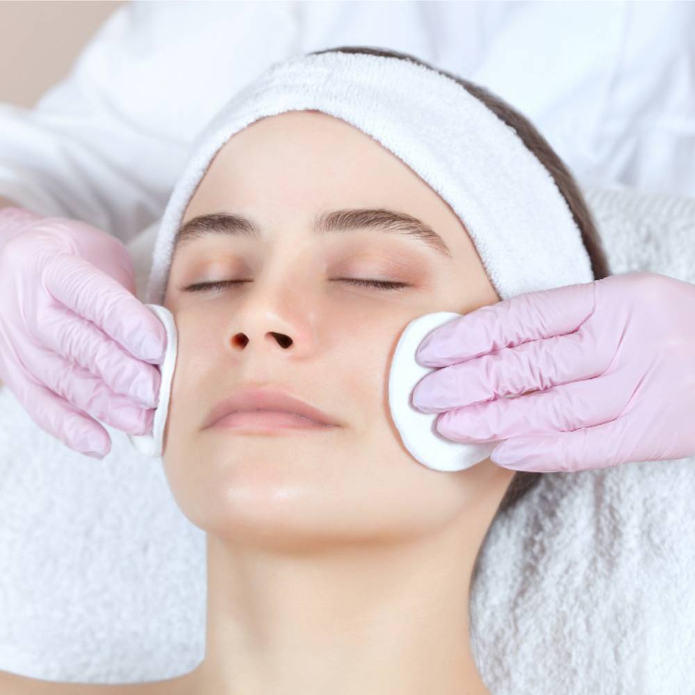 Basic Special Facial Women