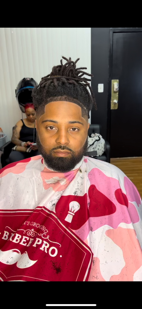 ADULT HAIRCUT