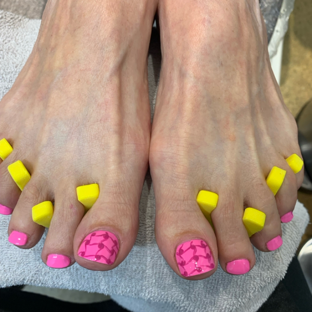 NEW Waterless Pedicure at Marnicured Nail Salon in Plymouth, MN