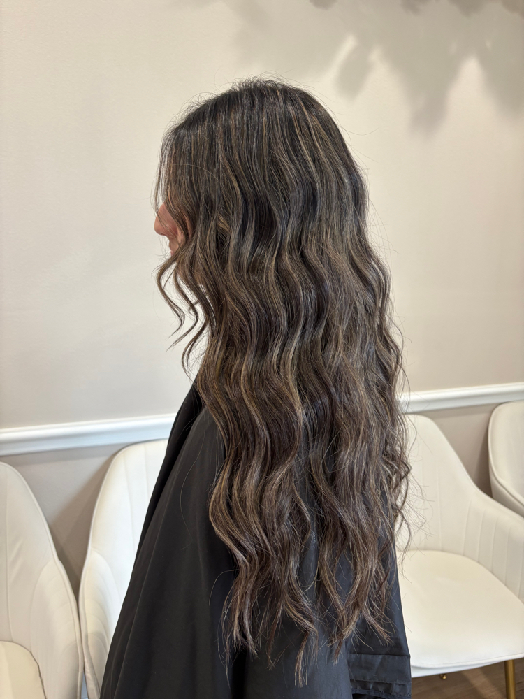 Haircut & Blowout/Style