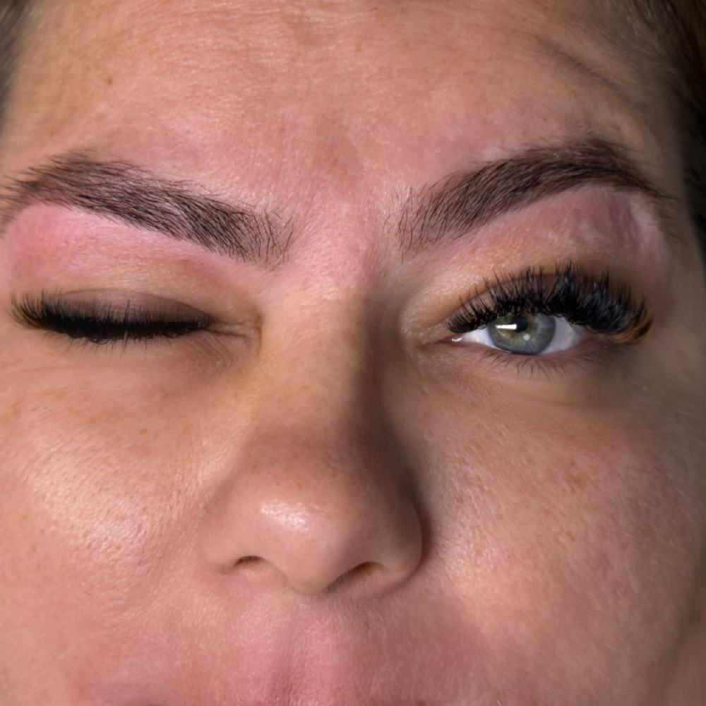 Brow Wax at GiaRo’s Brows & Blinkers in Pittsburgh, PA