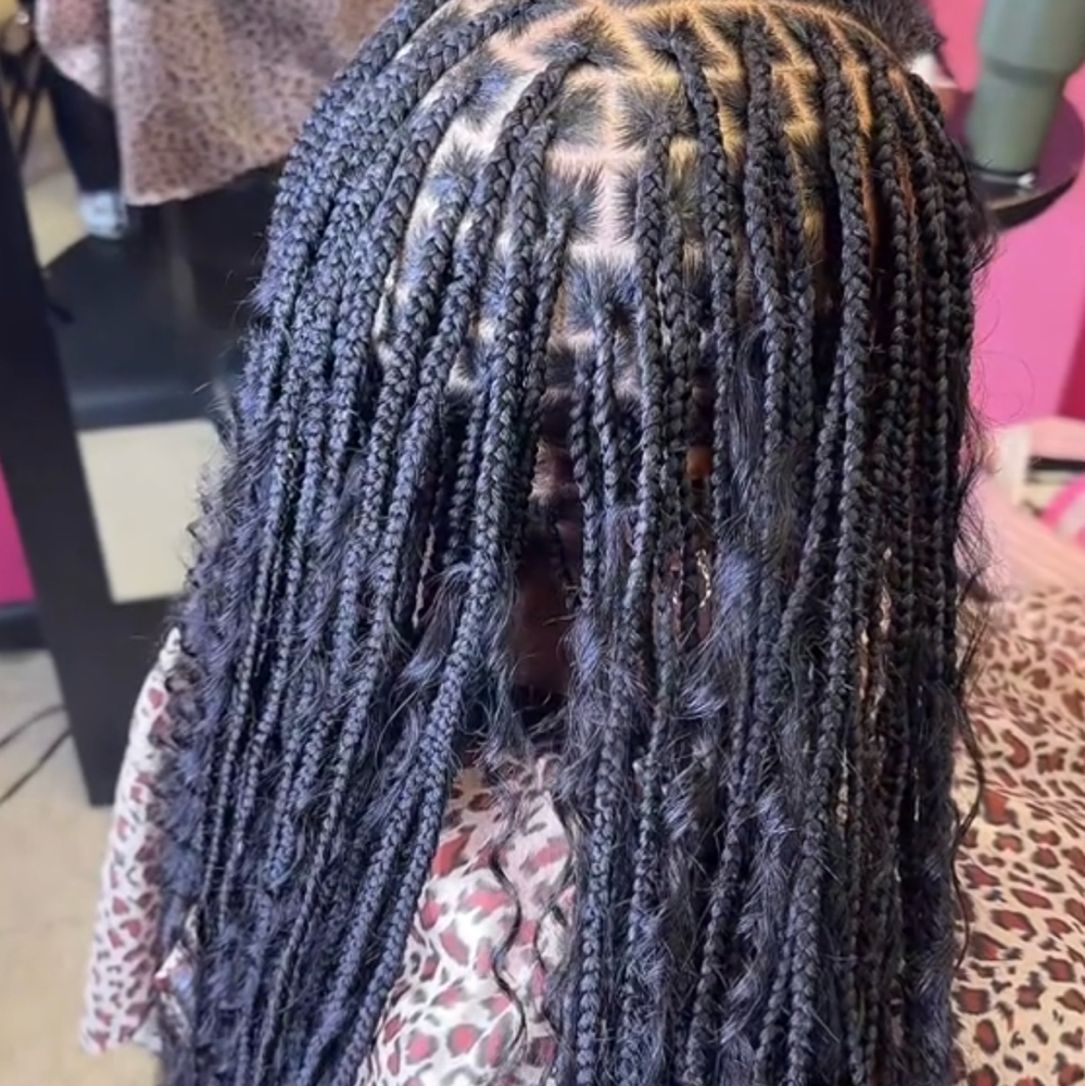 small knotless braids