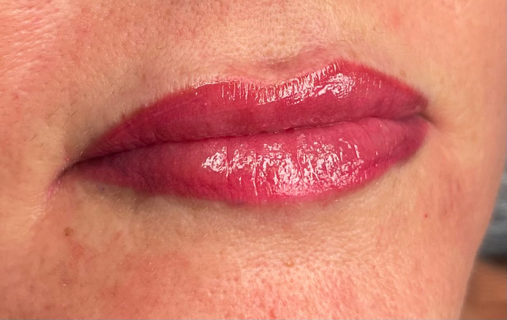 Lip Blushing