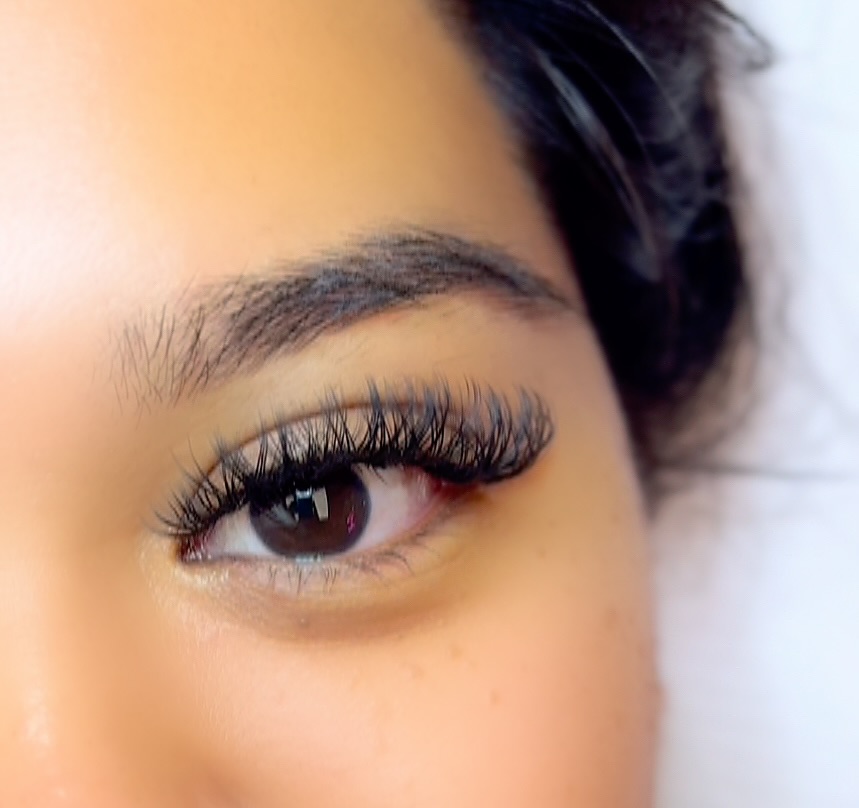 Hawaiian Volume Set at TresChic Beauty Lounge in San Diego, CA