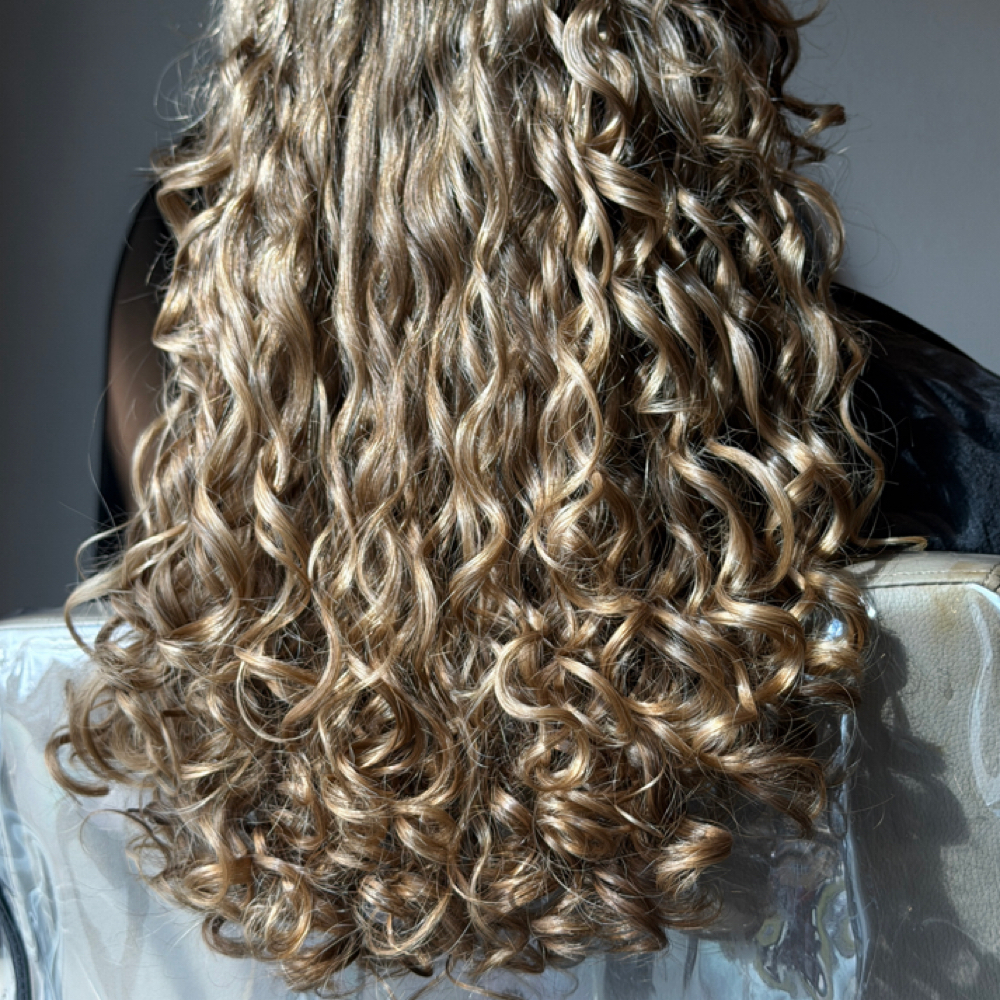 Curly Renewal at Ethereal Curls and Beauty in Waxahachie, TX