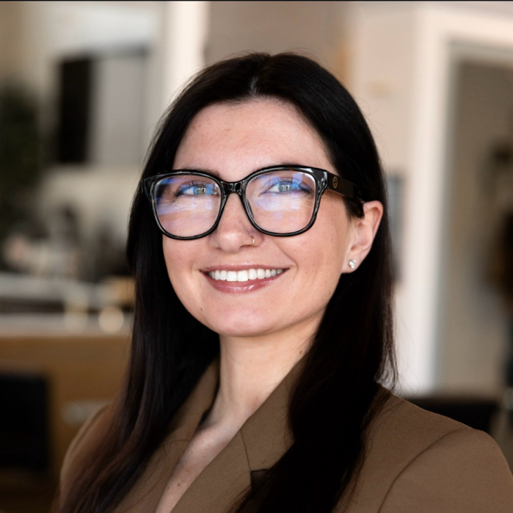 Full Lighten/No Finish Kasey at East Salon // Easton in South Easton, MA