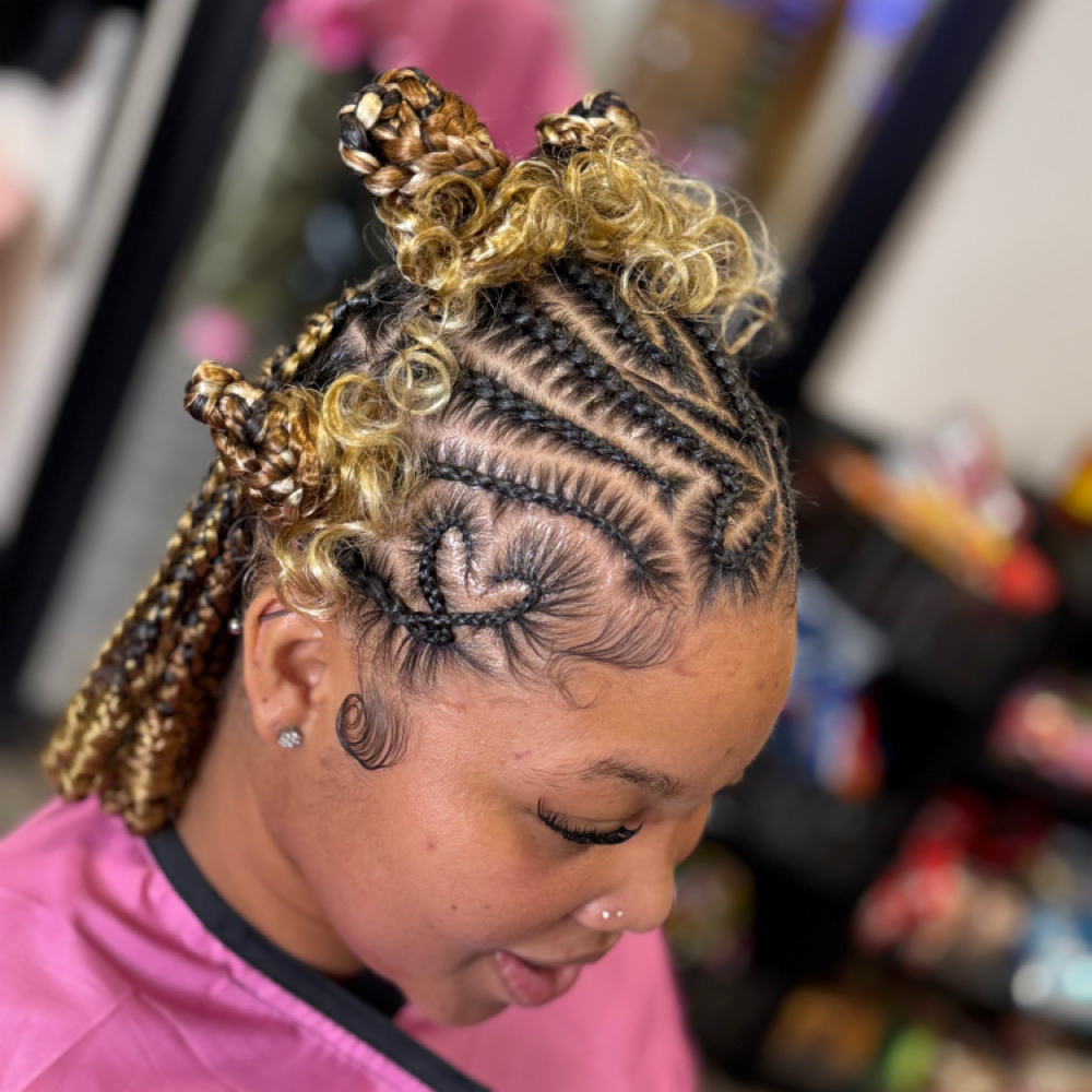 Feed-in Services (to The Scalp) at Mejko braid studio in Inglewood, CA
