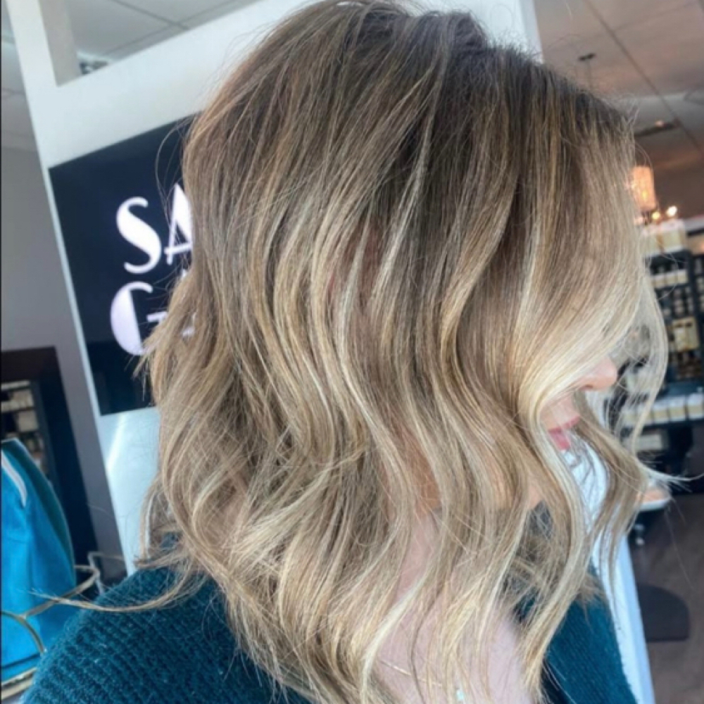 Partial Blonding at Salon Gatsby in Waxahachie, TX