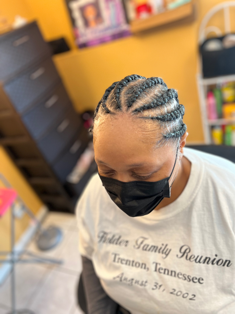 Feed in Braids at E Creationz in Lynwood, IL