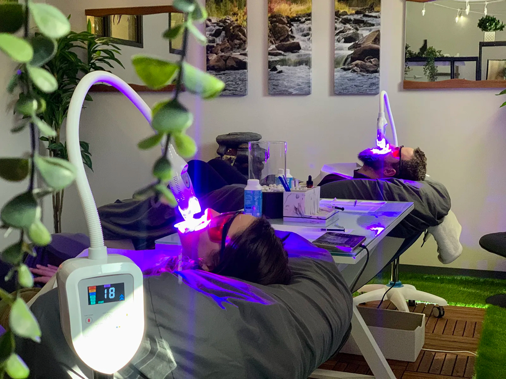 Couples Private Ultra White Service