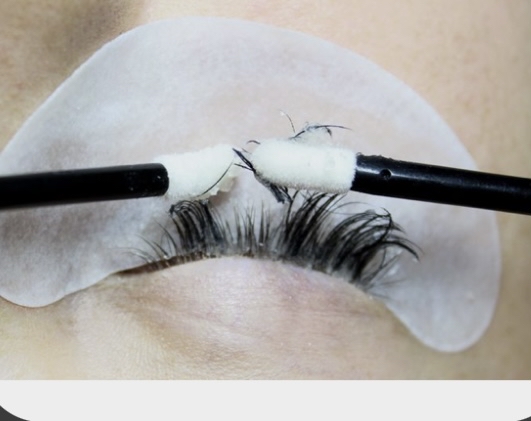Lash Removal