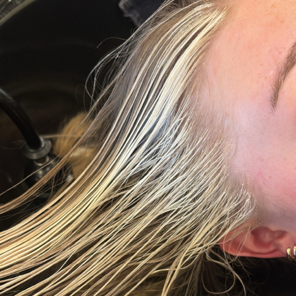 Highlights/Blonding Services at Oréa Salon in Lawrenceburg, IN