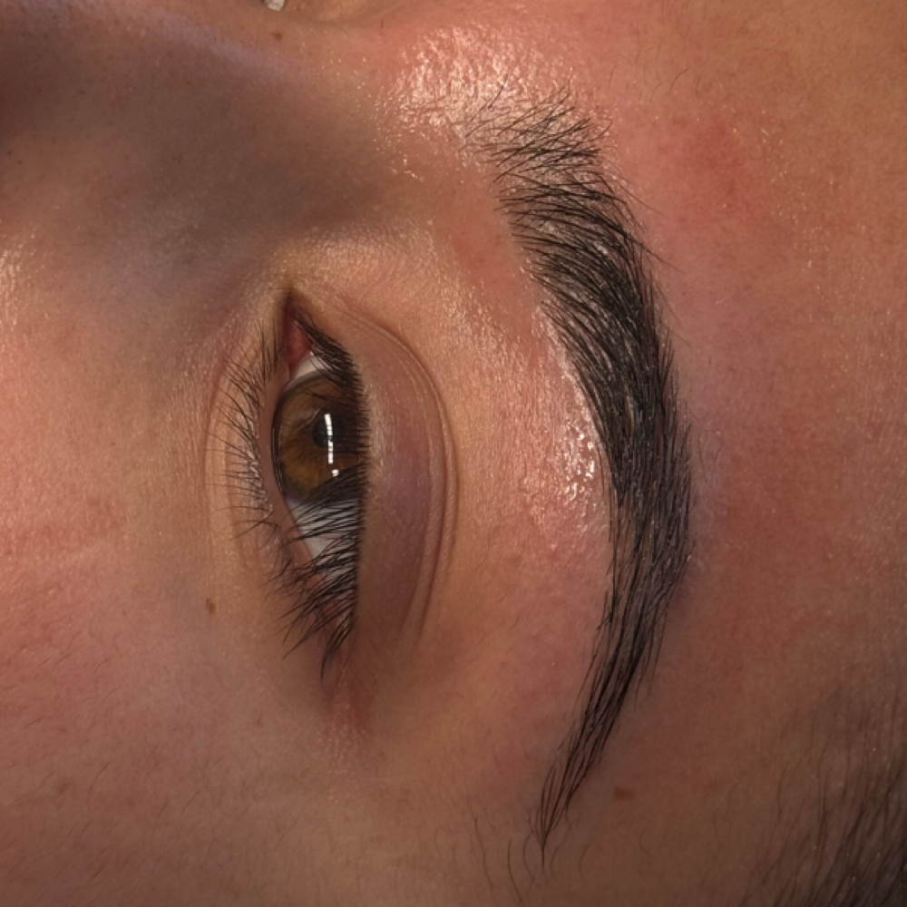 eyebrow wax & shape at Dayrinsbeauty_ in albuquerque, NM