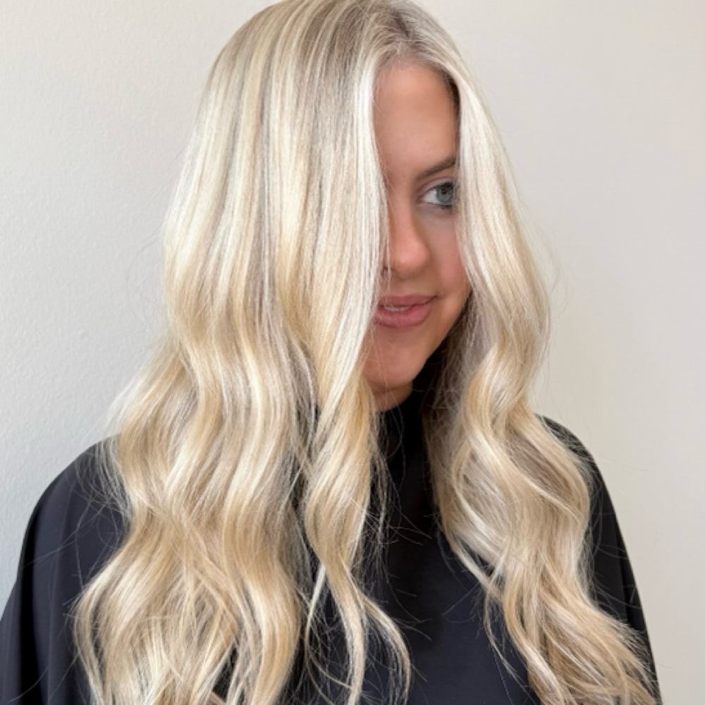 Modern Blonding Partial at The Blonde Room in Spanish Fort, AL