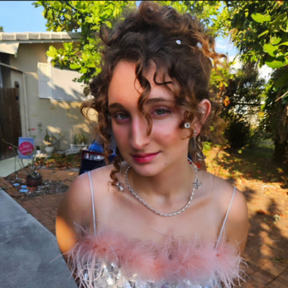 👑 The Prom Queen Package at L.A. HAIR in Naples, FL