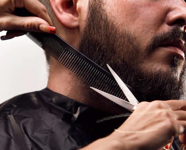 Beard Trim at Dye'N 2 Cut It in Las Vegas, NV