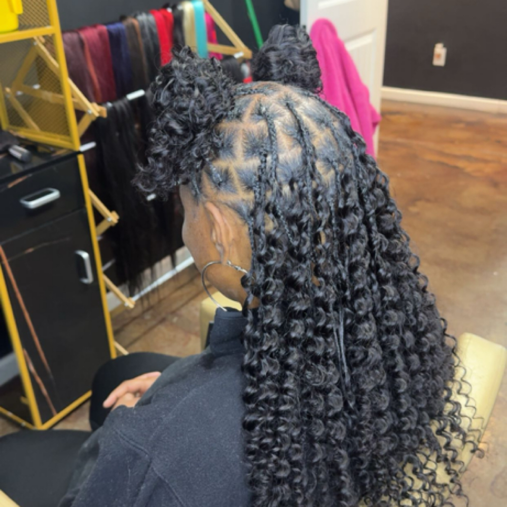 Miracle Knots ( Hair Not Included ) at LAVISH BRAIDS in Buffalo Sc, SC